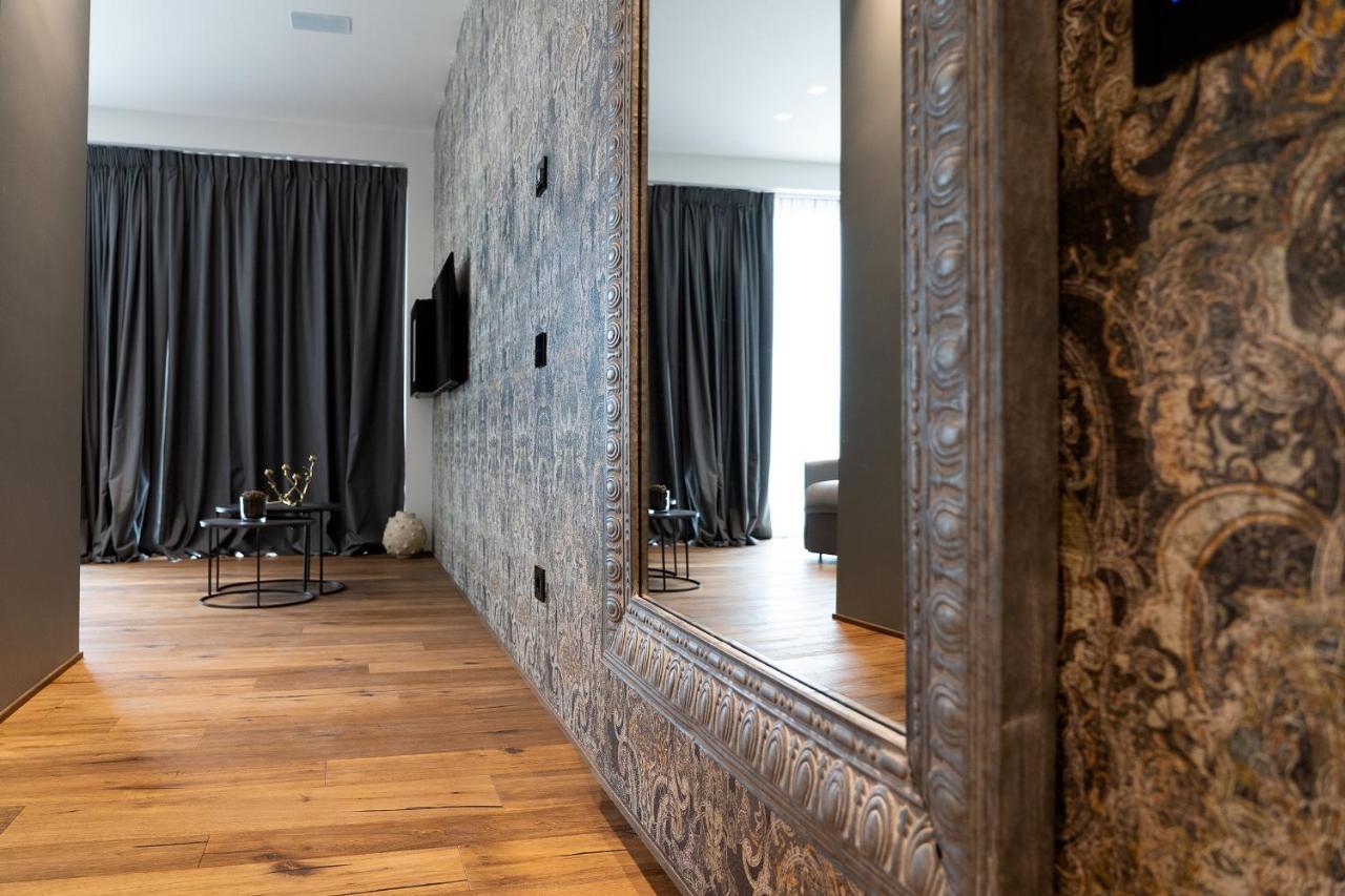 Piccola Maesta' Boutique Rooms Civitanova Marche Εξωτερικό φωτογραφία