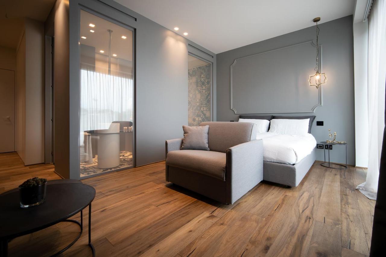 Piccola Maesta' Boutique Rooms Civitanova Marche Εξωτερικό φωτογραφία